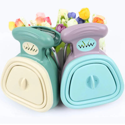 Clever Foldable Pooper Scooper – Portable Pet Waste Picker with Bags 🐾💩